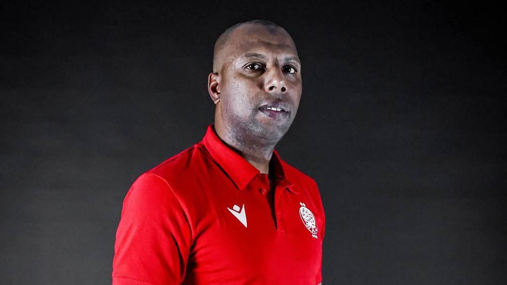 النقاش لـ"البطولة": "ضحيت رفقة نصير بالعطلة الصيفية واختبرنا أزيد من 100 لاعب ولم نختر سوى من يستحق حمل قميص الوداد"