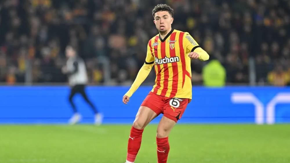 لانس يرفض عرض روما لضم العيناوي ويقرر الاحتفاظ باللاعب