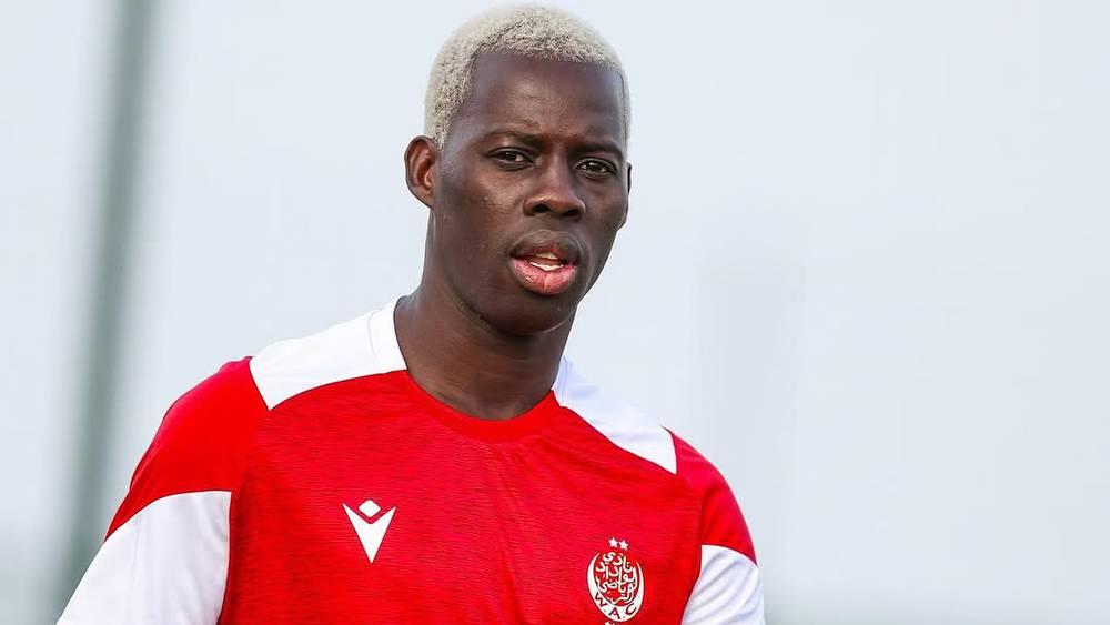 بعدما كان قريبا من المغادرة.. الوداد يتجه لتفعيل بند شراء عقد عزيز كي