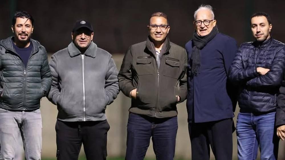 تعاقُدات هالا تُؤرق مكتب الرجاء الجديد وثلاثي أجنبي يرفض فسخ العقد دون مقابل