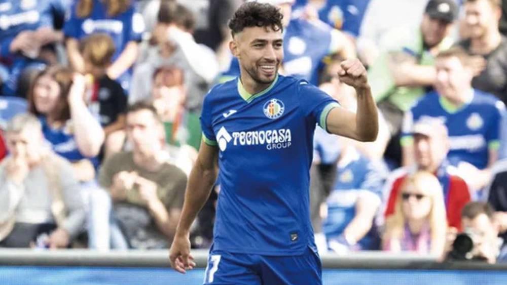 ألافيس يستعد لتقديم عرض ثان لضم منير الحدادي