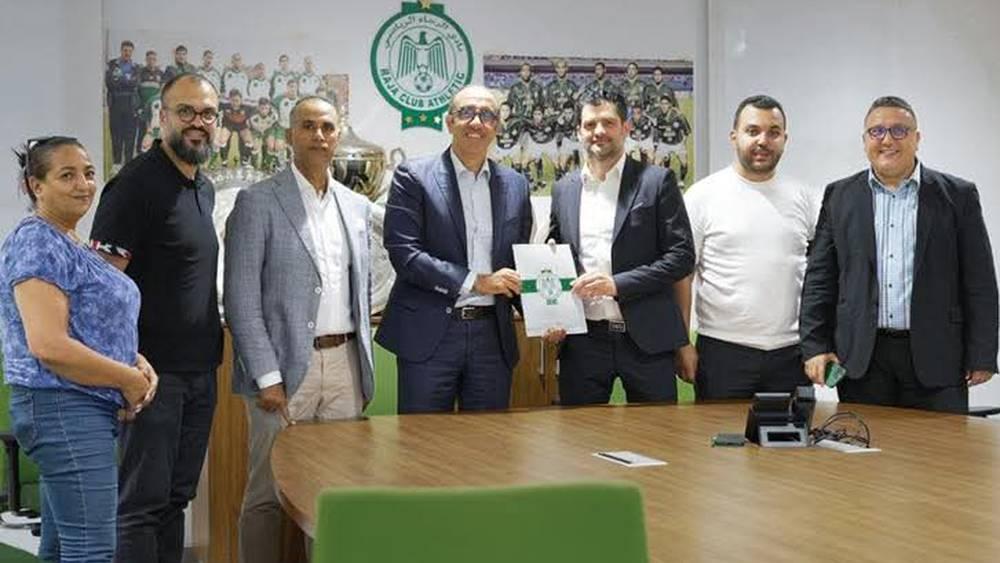 رسميا/ الرجاء يُعلن تعيين سباستيان سوماكال مديرًا رياضيًا ويؤكد فتح صفحة جديدة في مجال تكوين اللاعبين