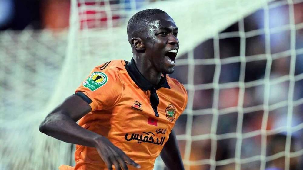 ستوك سيتي يتوصل إلى اتفاق مع نهضة بركان لضم كامارا واللاعب يخضع للفحوصات الطبية في إنجلترا خلال الساعات القادمة