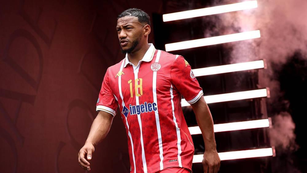 موفي مودعا الوداد: "شكرا للجميع باستثناء المدرب طبعا"