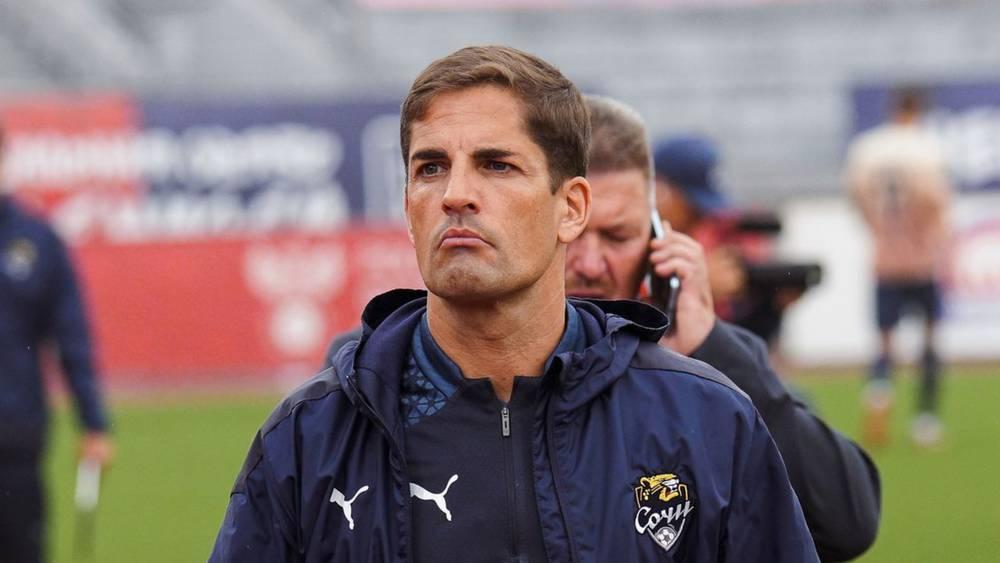 مدرب سوتشي الروسي بعد الهزيمة بنتيجة 0-4: "سأتنازل عن نصف راتبي.. لا نستحق المال الذي نتقاضاه!"