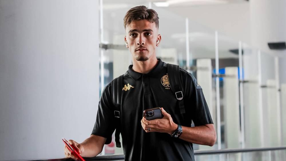 بعثة الوداد تصل إلى إسطنبول استعدادا للدخول في معسكر مغلق تحضيرا للموسم الجديد