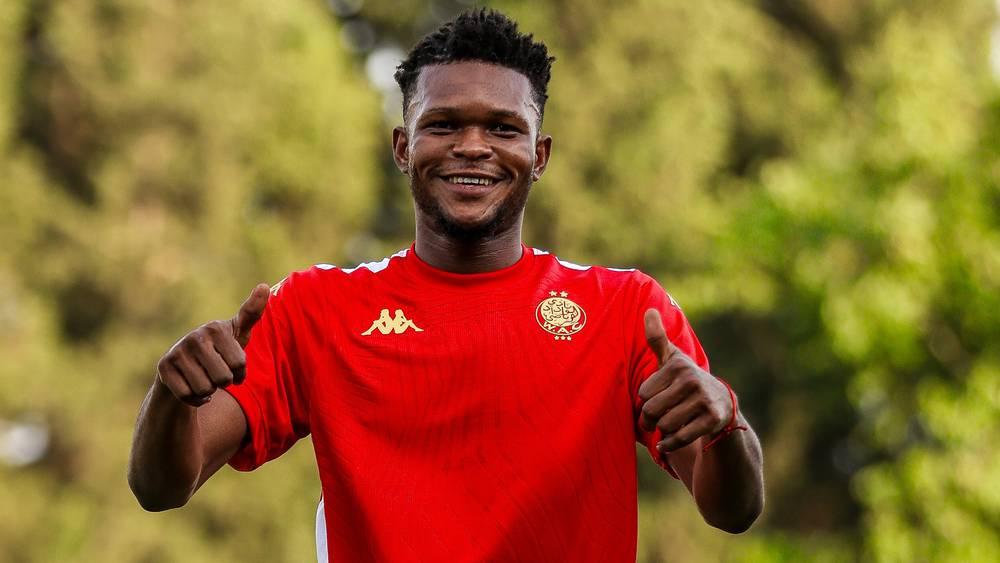 مانييما الكونغولي لـ"البطولة": "باكاسو سعيد بالطريقة التي انتقل بها صوب الوداد.. غادر بمباركة مسؤولينا وذهب لخوض تحد جديد داخل ناد أفريقي كبير"