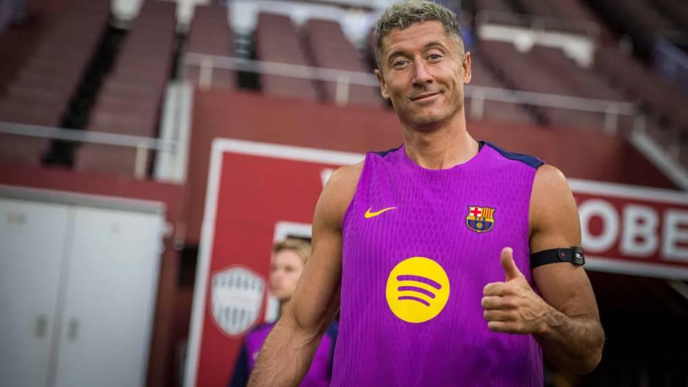 أندية سعودية تتحرك للتعاقد مع ليفاندوفسكي وبرشلونة لا يمانع رحيله بشروط!