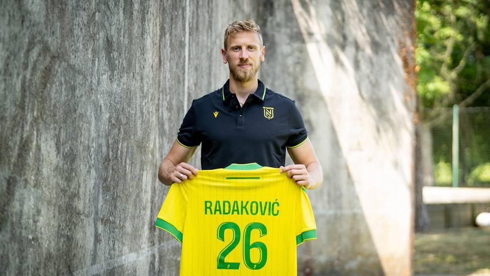 نانت الفرنسي يسعى للتخلص "مبكرا" من لاعب تعاقد معه قبل شهر!