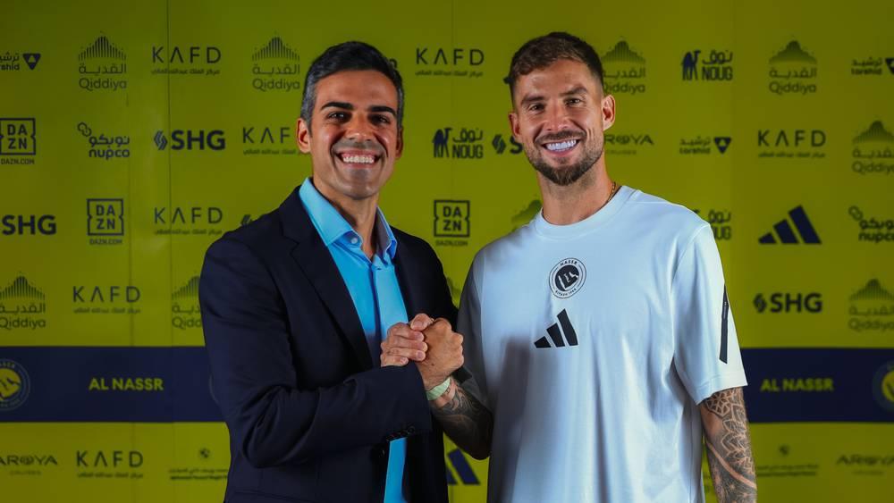 رسميا/ النصر السعودي يعلن تعاقده مع إنيغو مارتينيز قادما من برشلونة