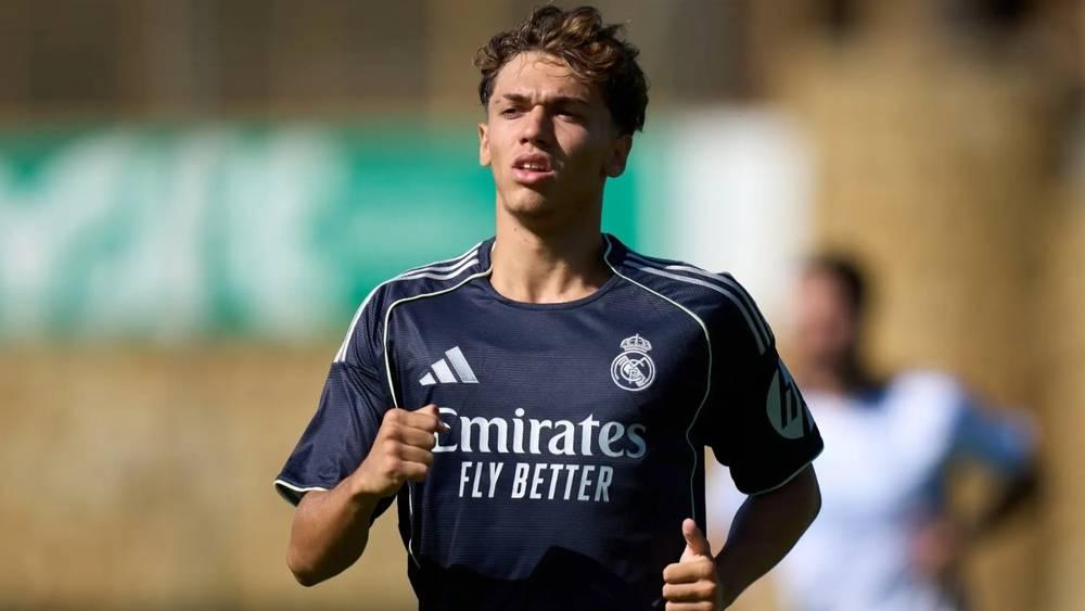 ريال مدريد يقترب من تجديد عقد المغربي الأصل تياغو بيتارش