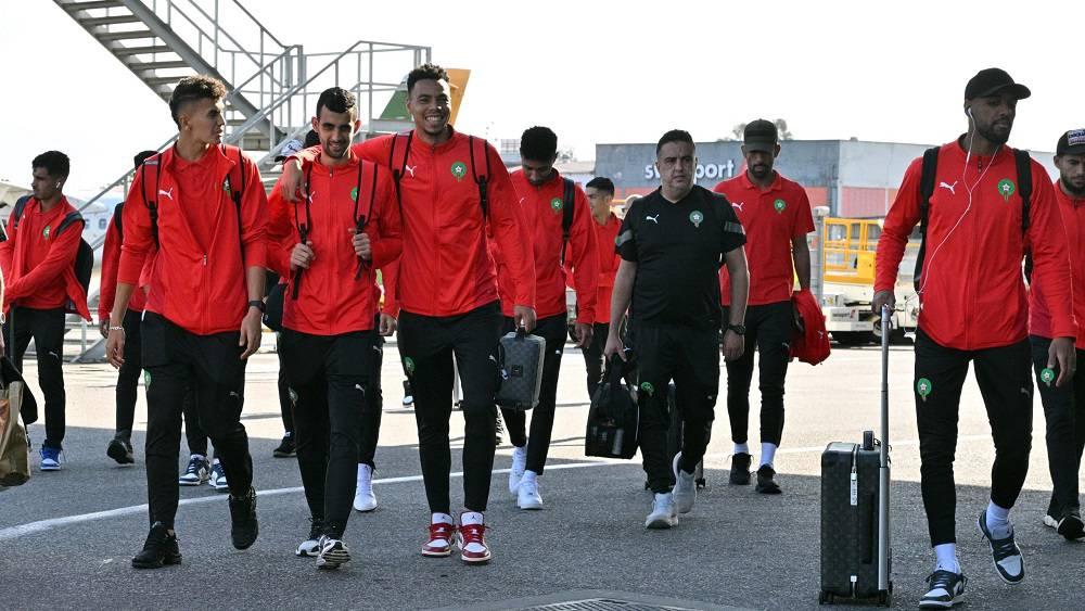المنتخب المغربي يحط الرحال في دار السلام ويشرع غدا الأربعاء في التحضير لمواجهة تنزانيا