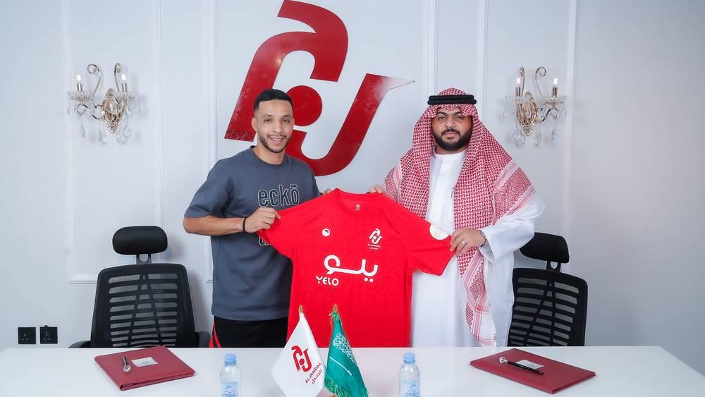 رسميا/ الجندل السعودي يتعاقد مع أيوب لخضر لموسم واحد