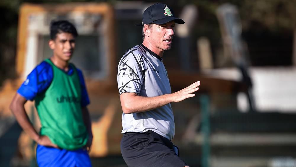 سانتوس يمنح لاعبي الجيش الملكي يوم راحة بعد الانتصار أمس وديا على الفتح الرياضي