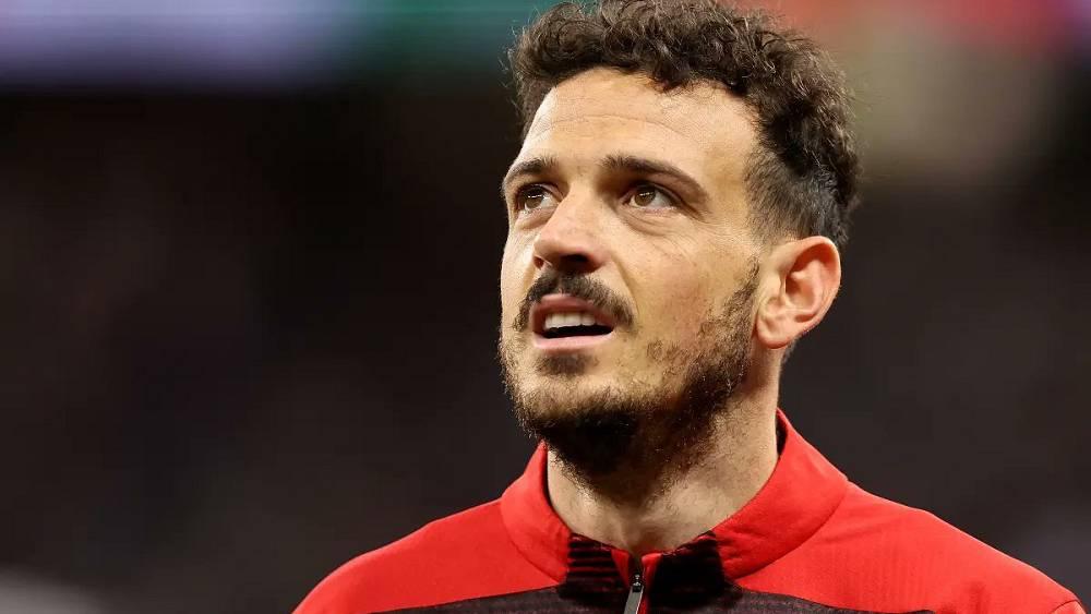 الإيطالي أليساندرو فلورينزي يعلن اعتزاله كرة القدم عن عمر يناهز 34 سنة