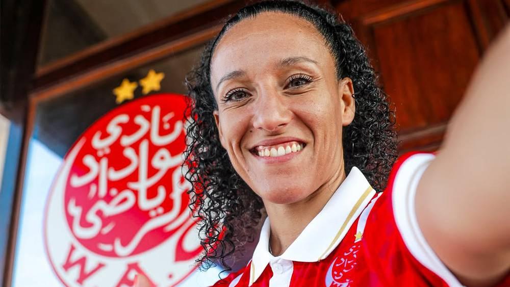 لاعبة المنتخب المغربي سلمى أماني توقع في كشوفات الوداد الرياضي