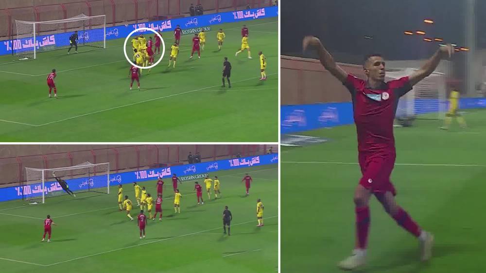 في أول ظهور له بالدوري السعودي.. حركاس يسجل هدفا "قاتلا" وينقذ ضمك من الهزيمة أمام الحزم (1-1)