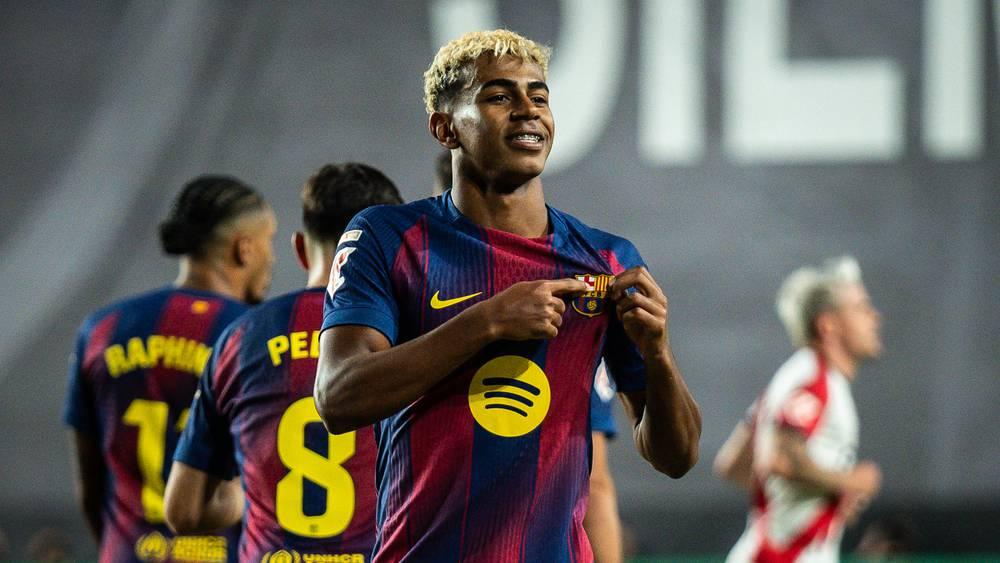 يامال: "أتمنى أن أفوز بالكرة الذهبية يوما ما فهي حُلم كل لاعب ومن يقول العكس فهو يكذب"