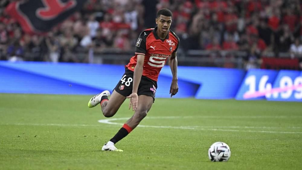 رين يقرر الاحتفاظ بحميد آيت بودلال ويرفض عروضا من لوريان وميتز وأندرلخت