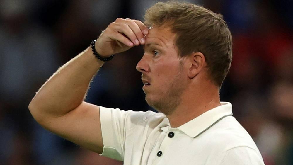 ناغلسمان بعد الخسارة أمام سلوفاكيا: "المهارة وحدها لا تكفي.. ربما نحتاج لاعبين أقل جودة لكن مستعدين لتقديم كل شيء في الملعب"