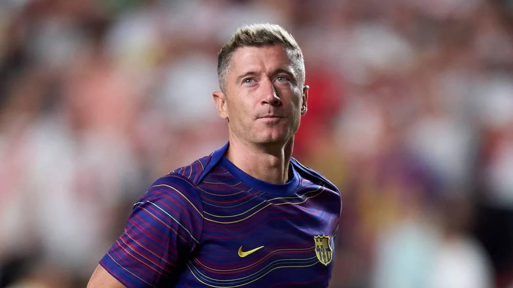 برشلونة يقرر التخلي عن نجمه روبرت ليفاندوفسكي