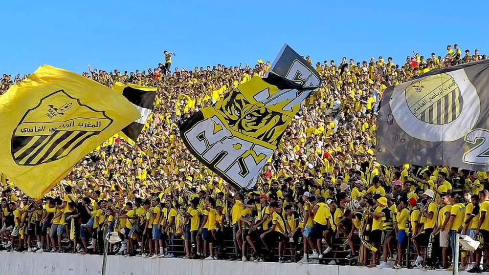 المغرب الفاسي يطرح تذاكر مباراته ضد نهضة الزمامرة وأثمنتها تتراوح ما بين 30 و600 درهم