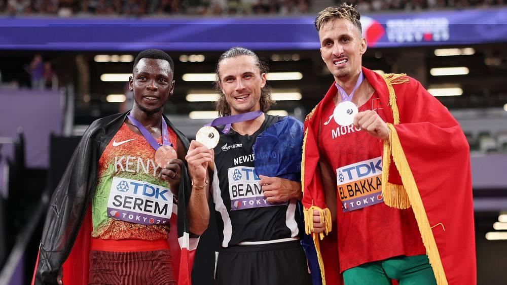 رغم اكتفائه بالفضية.. البقالي يهدي المغرب والعرب أول ميدالية في بطولة العالم لألعاب القوى