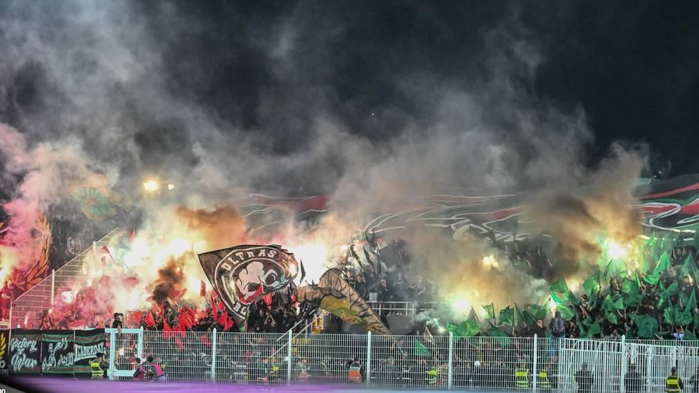 طرح التذاكر المخصصة لجماهير الجيش الملكي في الكلاسيكو للبيع بالرباط