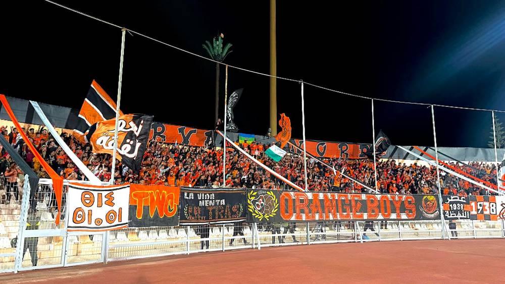 نهضة بركان يمدد فترة بيع بطائق الاشتراك السنوية بـ300 و400 درهم للموسم 2025/2026