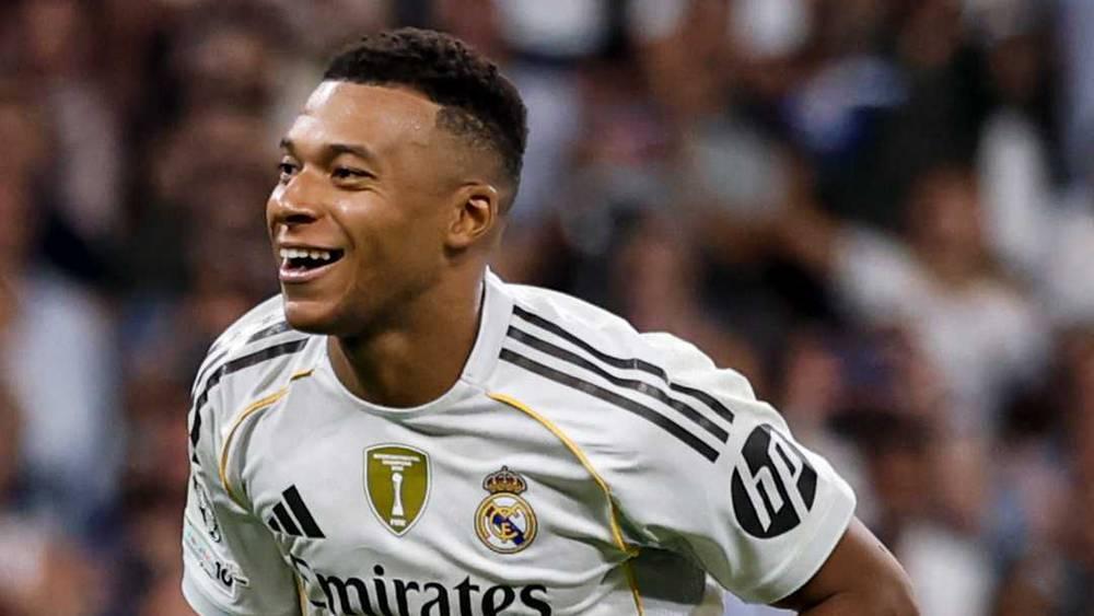 رغم الطرد.. مبابي يقود ريال مدريد للفوز على مارسيليا (2-1) في افتتاح مشواره بدوري الأبطال