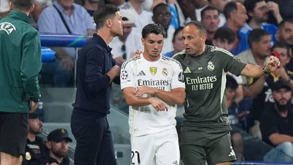 ألونسو عن سبب تأجيل تغيير دياز أمام مارسيليا: "لم أرد أن أضيع فرصة التبديل تحسبا لأي طارئ"