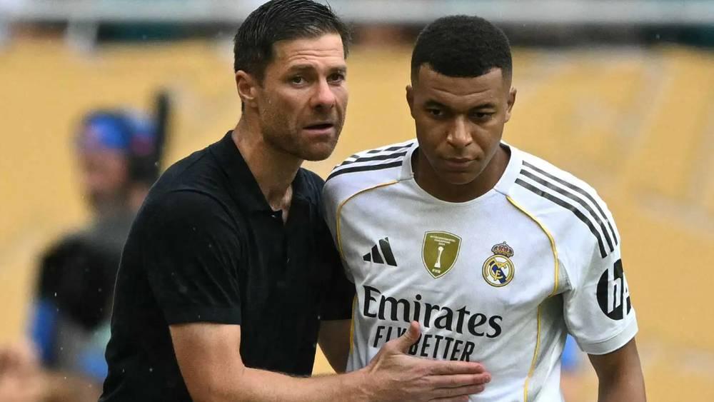 ألونسو: "مبابي لاعب مهم جدا لكنه أيضا سيجلس احتياطيا في بعض المباريات"