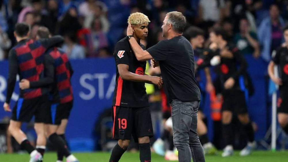 فليك: "يامال سيتوج بالكرة الذهبية يوما ما ويجب إظهار الاحترام لمن يفوز بها"