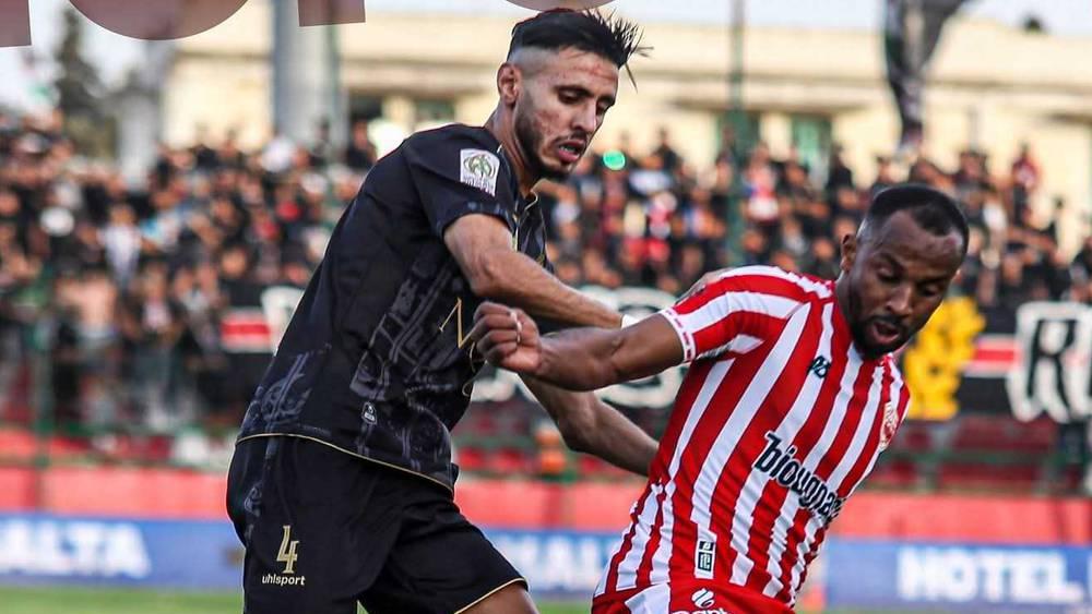 البطولة الاحترافية/ رغم النقص العددي.. النادي المكناسي يحقق أول انتصار له هذا الموسم أمام الفتح (2-0)