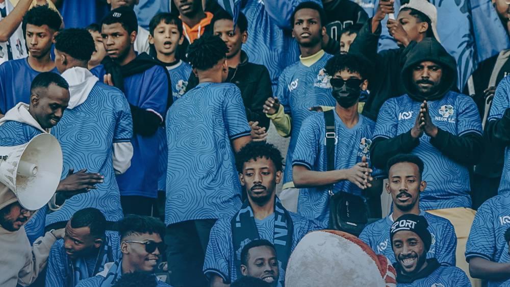 نادي نيوم الصاعد حديثا للدوري السعودي يدفع 11 يورو لمُشجعين مُزيفين لحضور مبارياته!
