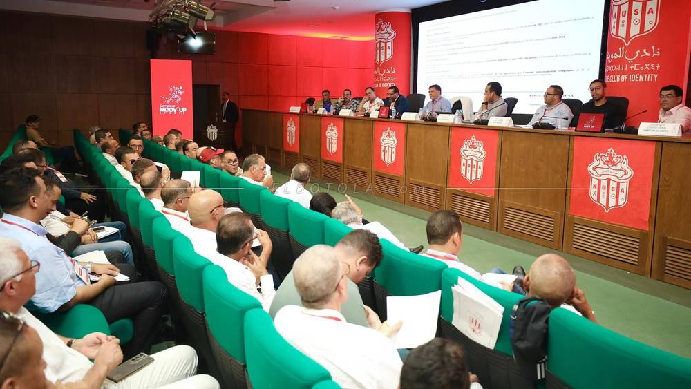 أكدوا أن "الوضع لا يحتمل مزيداً من التراخي".. أعضاء من المكتب المديري للحسنية يطالبون رئيس النادي باجتماع "عاجل"