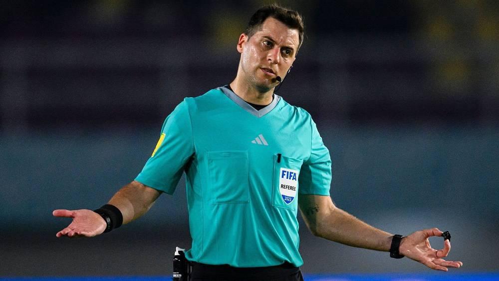 الحكم الأوروغوياني "غوستافو تيجيرا" يقود مباراة المغرب وإسبانيا في مونديال الشباب