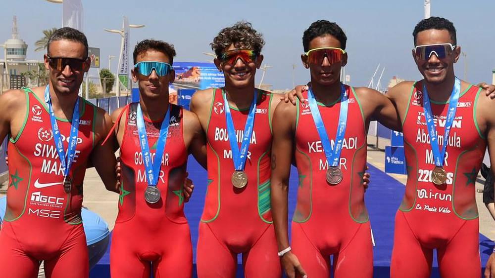 المنتخب المغربي للترايثلون يحقق 13 ميدالية منها 7 ذهبية في البطولة العربية والأفريقية بمصر