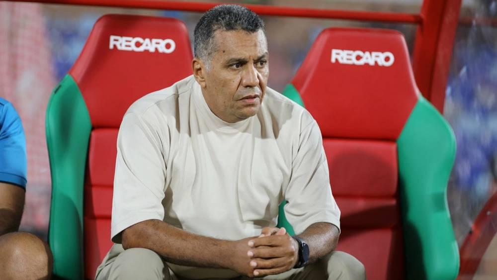 الكوكب المراكشي يقرر إقالة رشيد الطاوسي بعد ثلاث هزائم متتالية