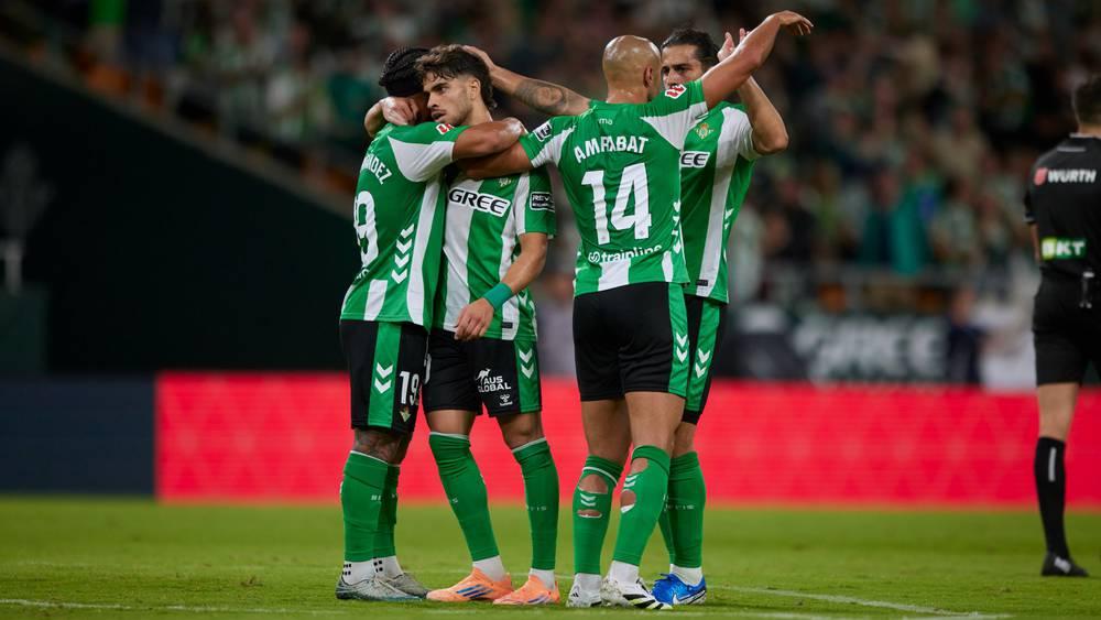 الزلزولي يسجل هدفا في فوز ريال بيتيس على أوساسونا (2-0) ضمن الدوري الإسباني