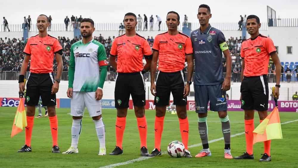 بعد الهزيمة أمام الرجاء.. الدفاع الحسني الجديدي يصدر بلاغا بشأن الأخطاء التحكيمية التي تعرض لها