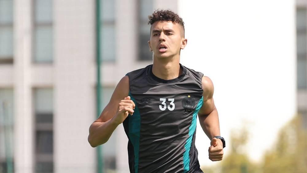 فادلو يقرر استبعاد مشخشخ والعراصي أمام المغرب الفاسي