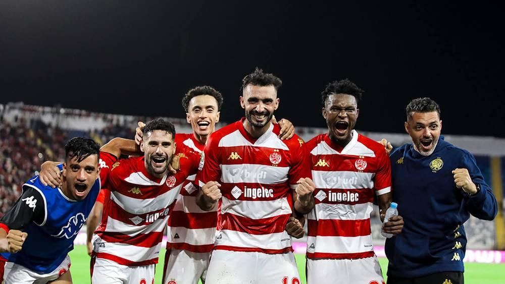 تشكيلة الوداد أمام النادي المكناسي.. بنهاشم يعتمد على فيريرا في الدفاع والهنوري يقود الهجوم رفقة لورش وأمرابط