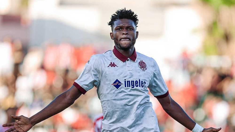 الوداد يتغلب على مضيفه النادي المكناسي (1-3) ويتصدر ترتيب البطولة الاحترافية