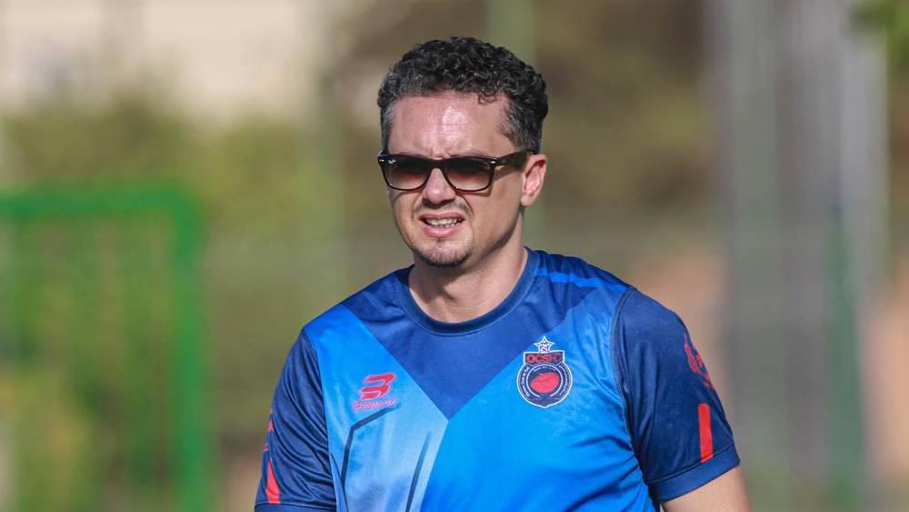 خاص/ أولمبيك آسفي ينفصل عن المدرب أمين الكرمة