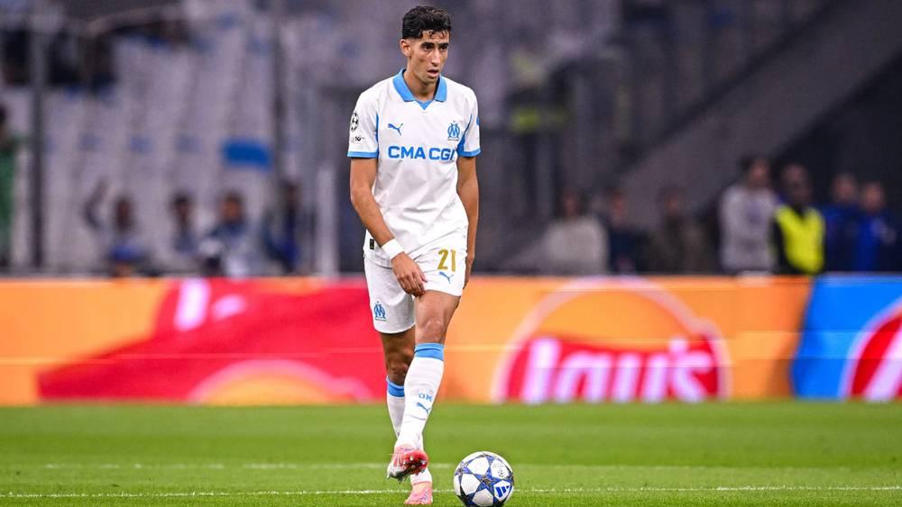 أكرد يؤكد تعرضه لمحاولة اعتداء بمطار مارينيان الفرنسي ويطمئن متابعيه: "أنا بخير والشرطة باشرت التحقيق"