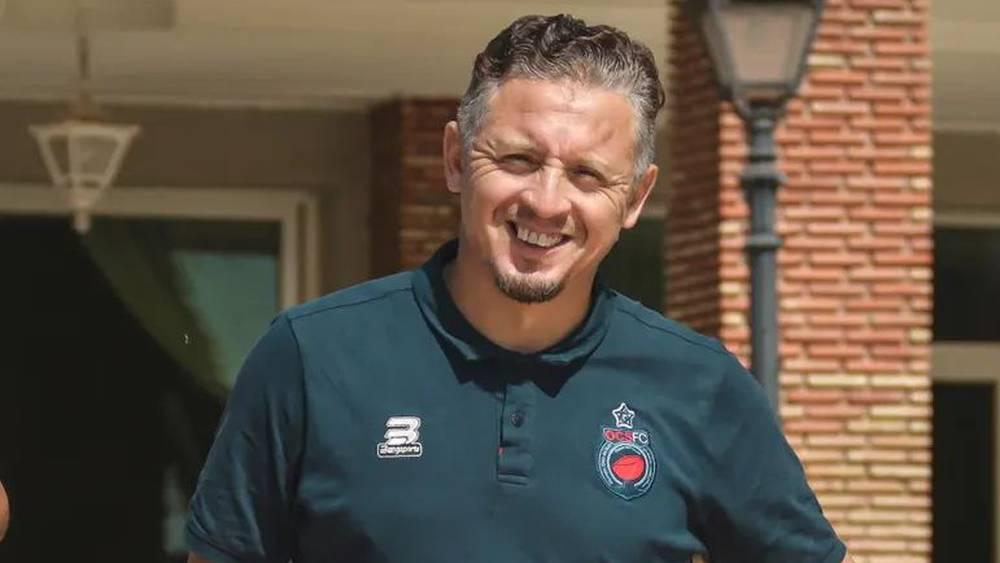 بعد فشل مفاوضات الحيداوي مع عدد من الأسماء.. أولمبيك آسفي يُزكّي سيمو توفيق مدرباً للفريق