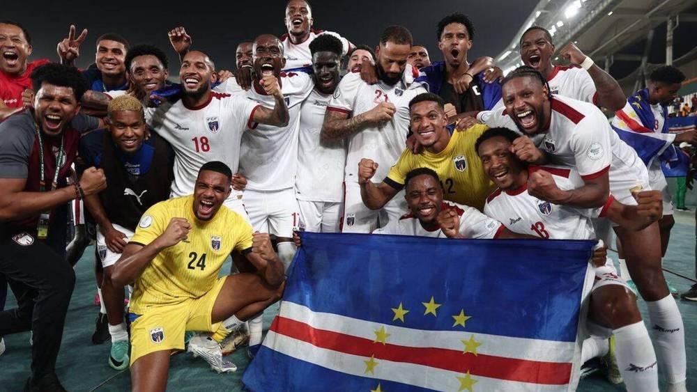 الرأس الأخضر إلى المونديال لأول مرة: نظرة على أقل الدول سكانا التي شاركت في كأس العالم