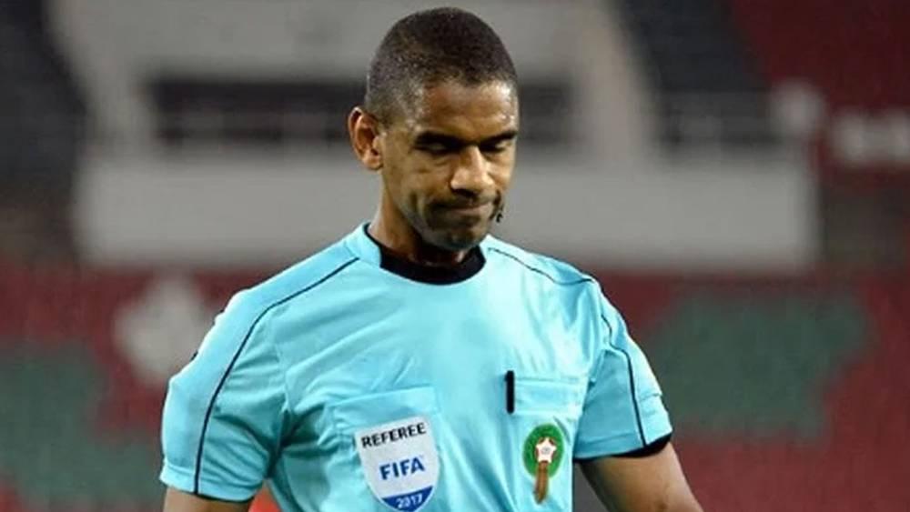 طاقم تحكيمي مغربي بقيادة الكزاز يُدير مباراة الإياب بين الزمالك وديكيداها الصومالي في كأس الكونفدرالية