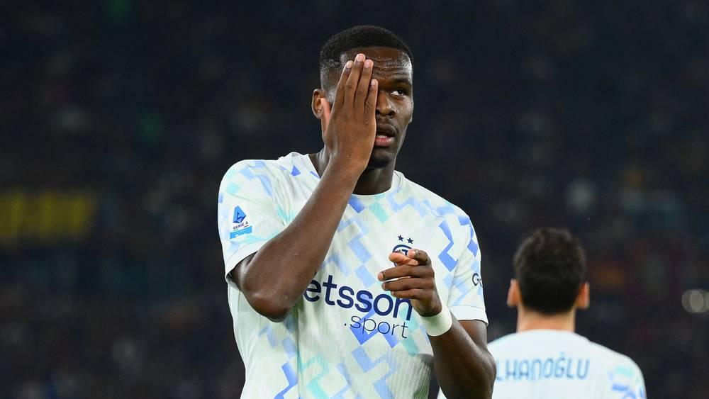 الإنتر يهزم روما ويصعد لصدارة الدوري الإيطالي